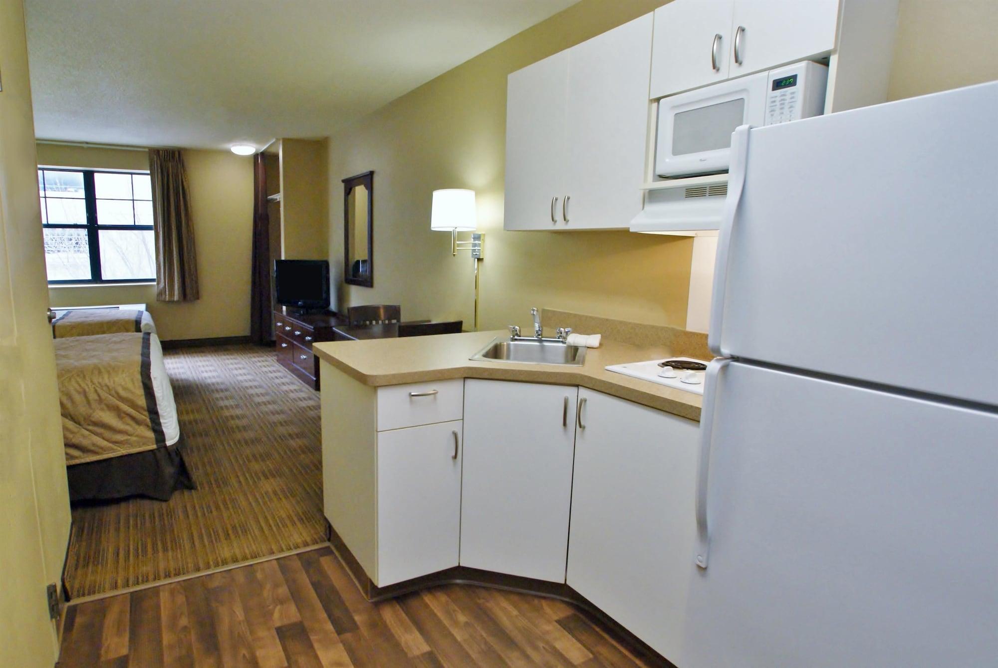 Extended Stay America Suites - Richmond - Hilltop Mall Екстериор снимка