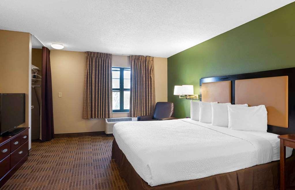 Extended Stay America Suites - Richmond - Hilltop Mall Стая снимка