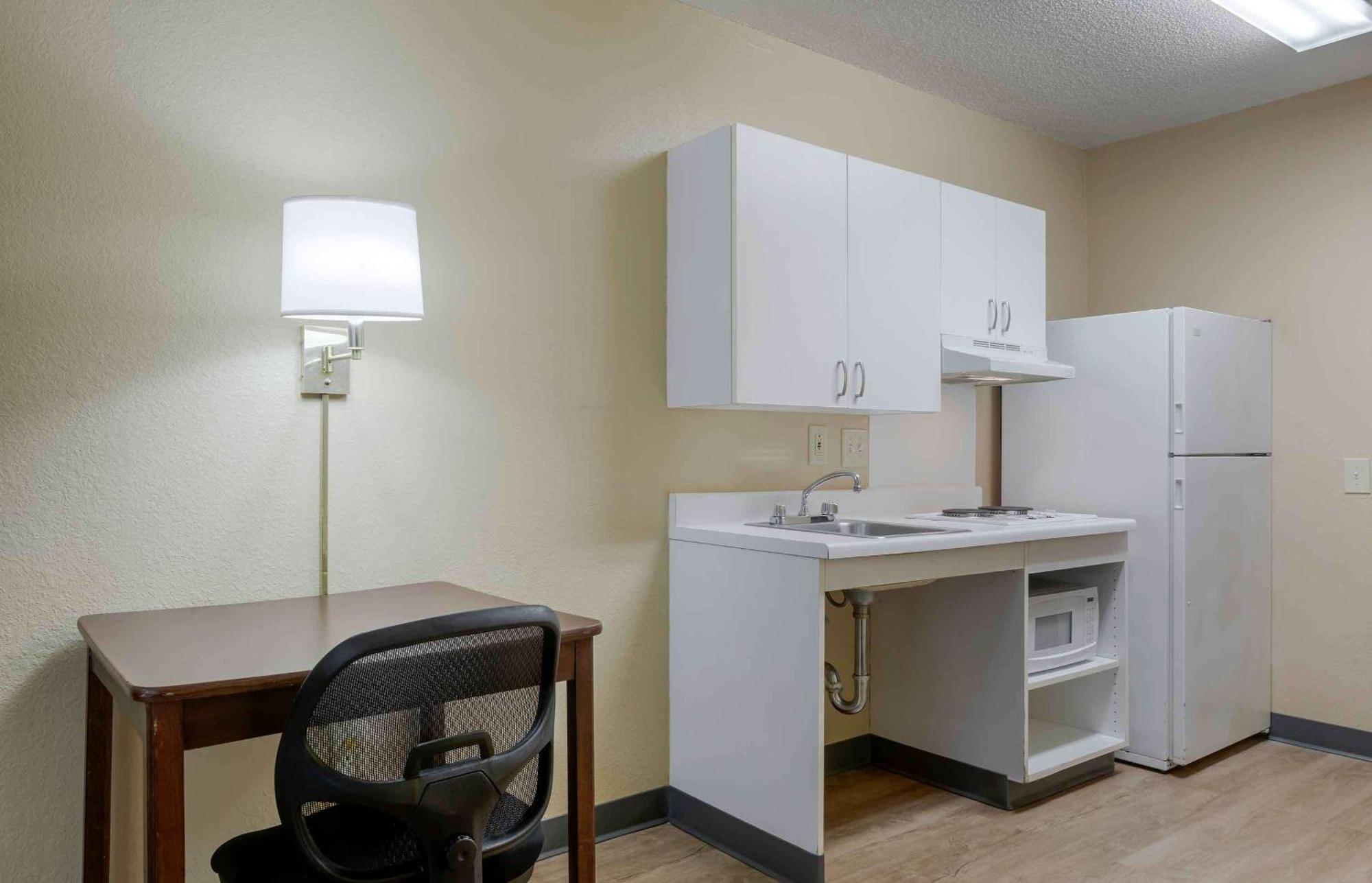 Extended Stay America Suites - Richmond - Hilltop Mall Екстериор снимка